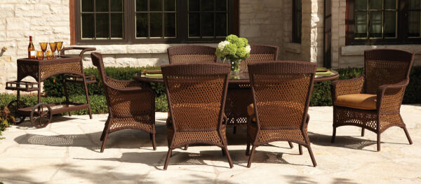 Grand Traverse Woven Vinyl Dining Set